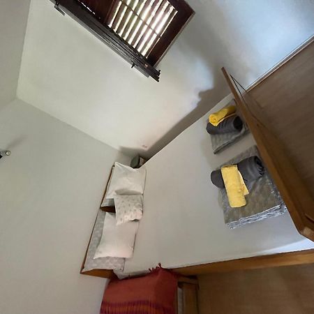 Apartment Zola Gornji Karin Exteriör bild