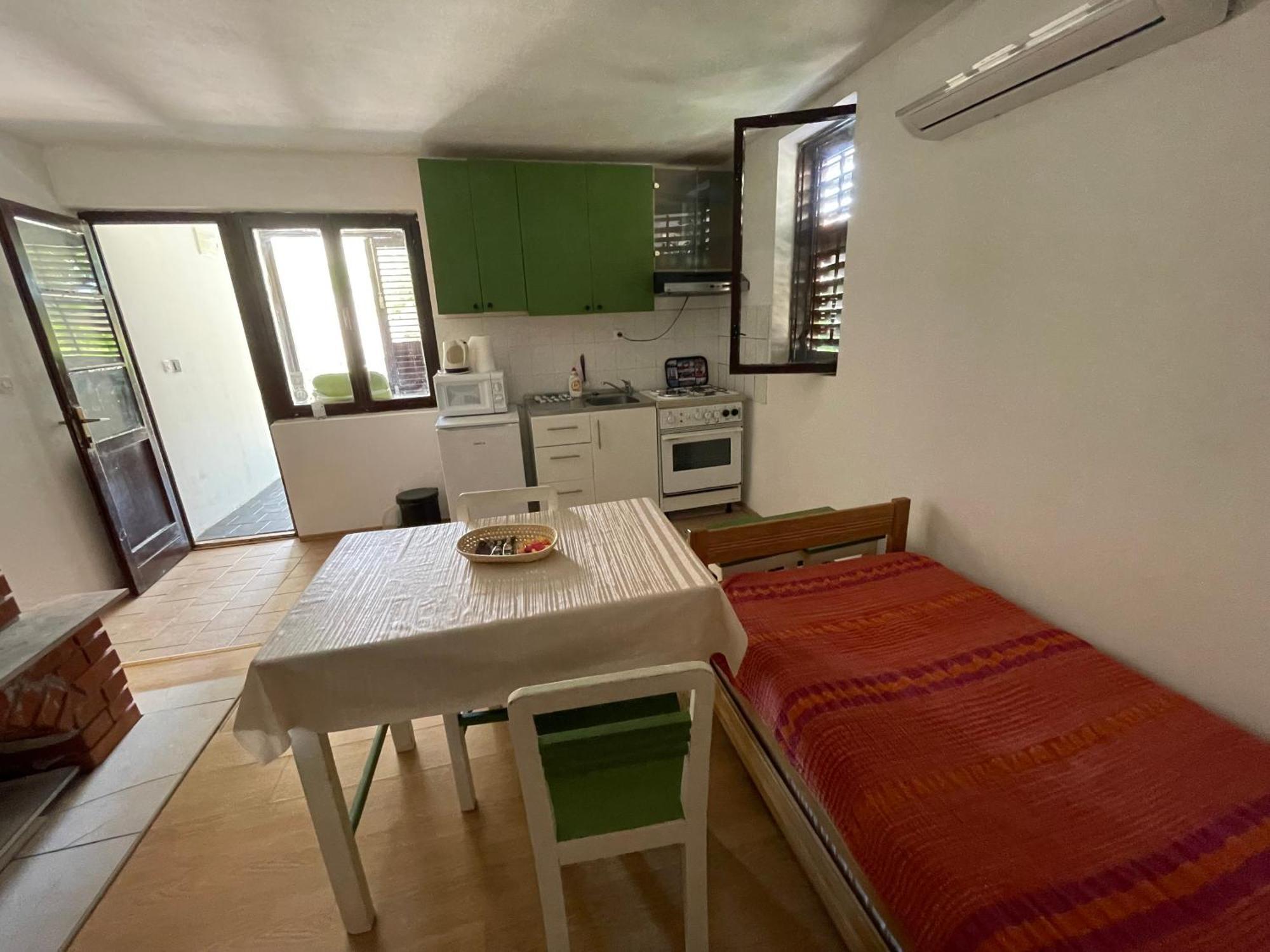 Apartment Zola Gornji Karin Exteriör bild